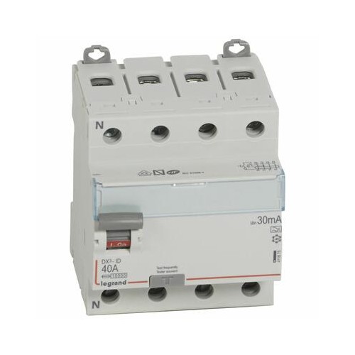 Interrupteur différentiel DX³-ID à vis - 4P 400V~ 40A type A - 4 modules Legrand Réf. 411675